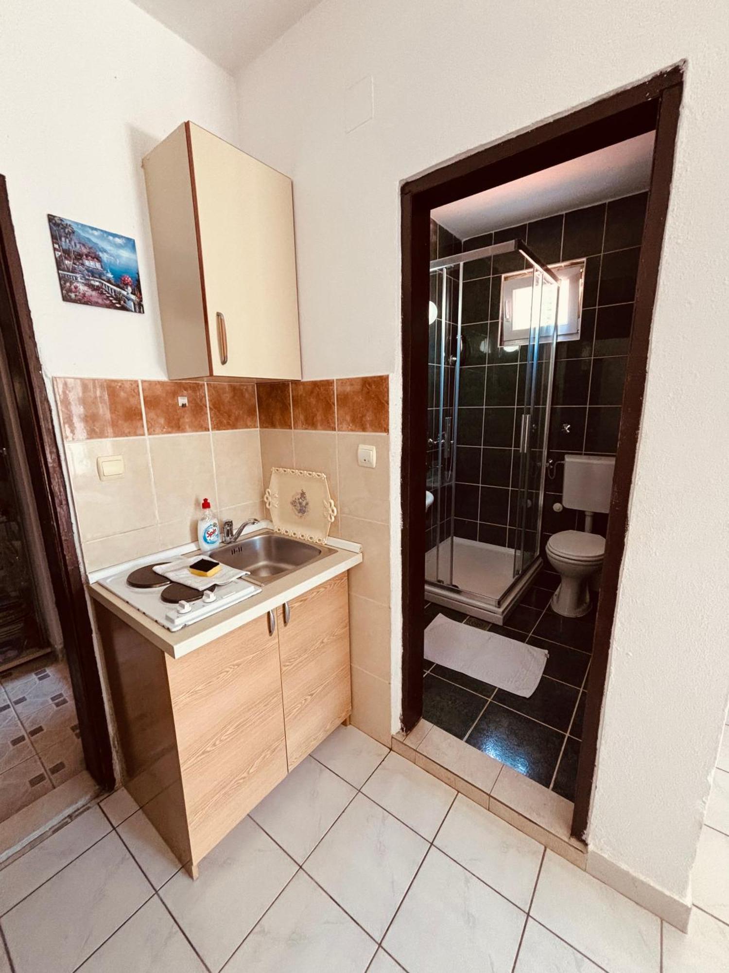 Studio Apartmani Lemon بودفا المظهر الخارجي الصورة